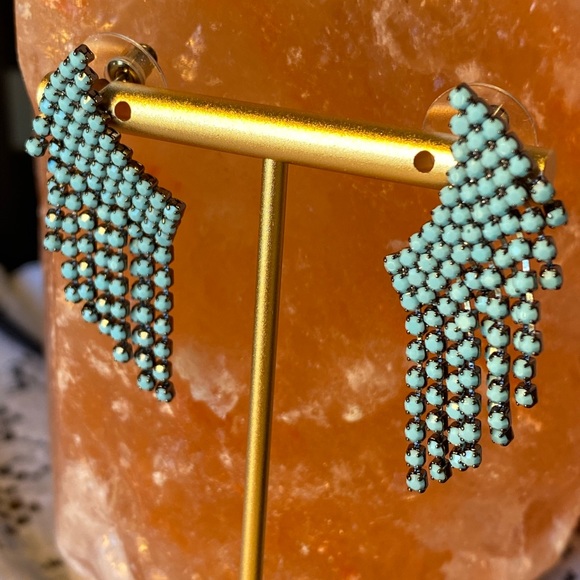 NWT VICTORIAN CASCADING BEADED EARRINGS FUN FLOWING STRANDS SET IN HEMATITE GOLD - Picture 10 of 10